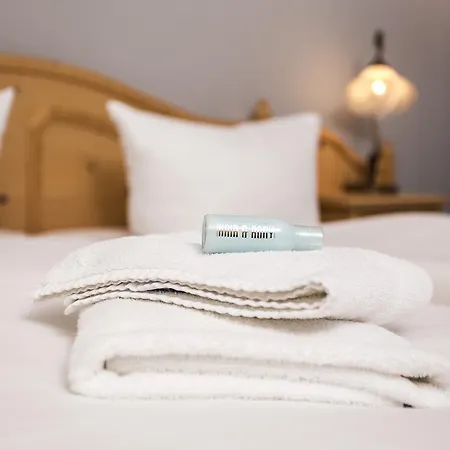 Hotel Der Bayerische Hof 3*